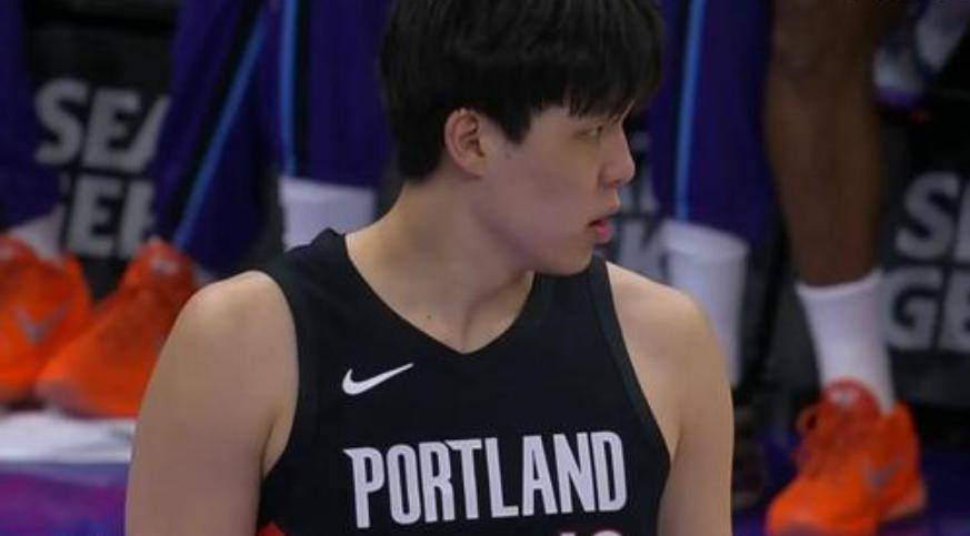 棋牌-转折点！波特兰开拓者临场应变，国王杯赛前攻防权衡，气氛紧张，资深球员宣示担当的简单介绍-棋牌